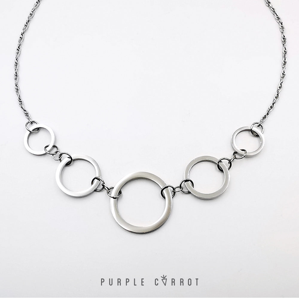 5 Circle necklace